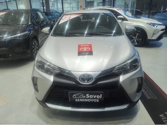 TOYOTA YARIS 1.5 16V FLEX XS CONNECT MULTIDRIVE TOYOTA YARIS 1.5 16V FLEX XS CONNECT MULTIDRIVE